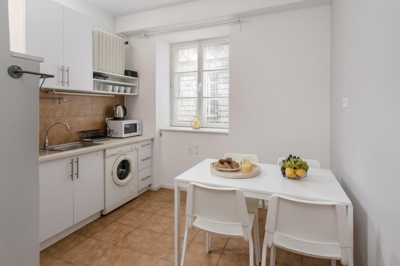 ורשה Chill Apartments Brzozowa Old Town מראה חיצוני תמונה