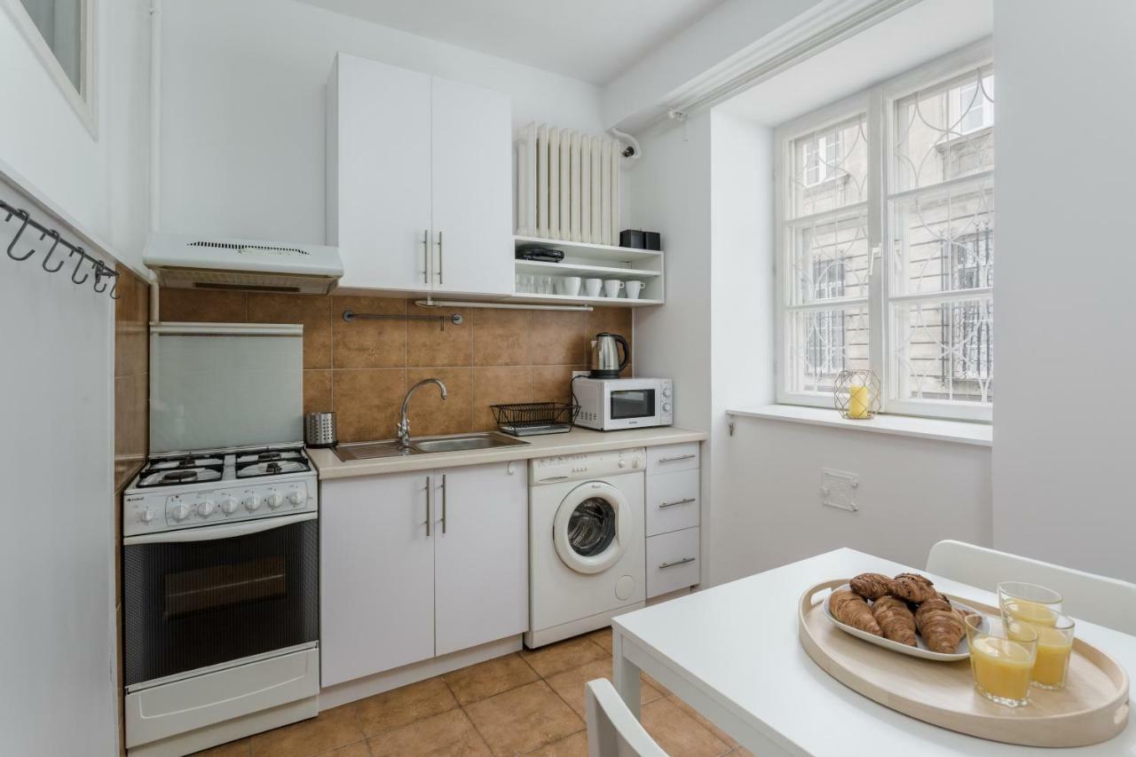 ורשה Chill Apartments Brzozowa Old Town מראה חיצוני תמונה